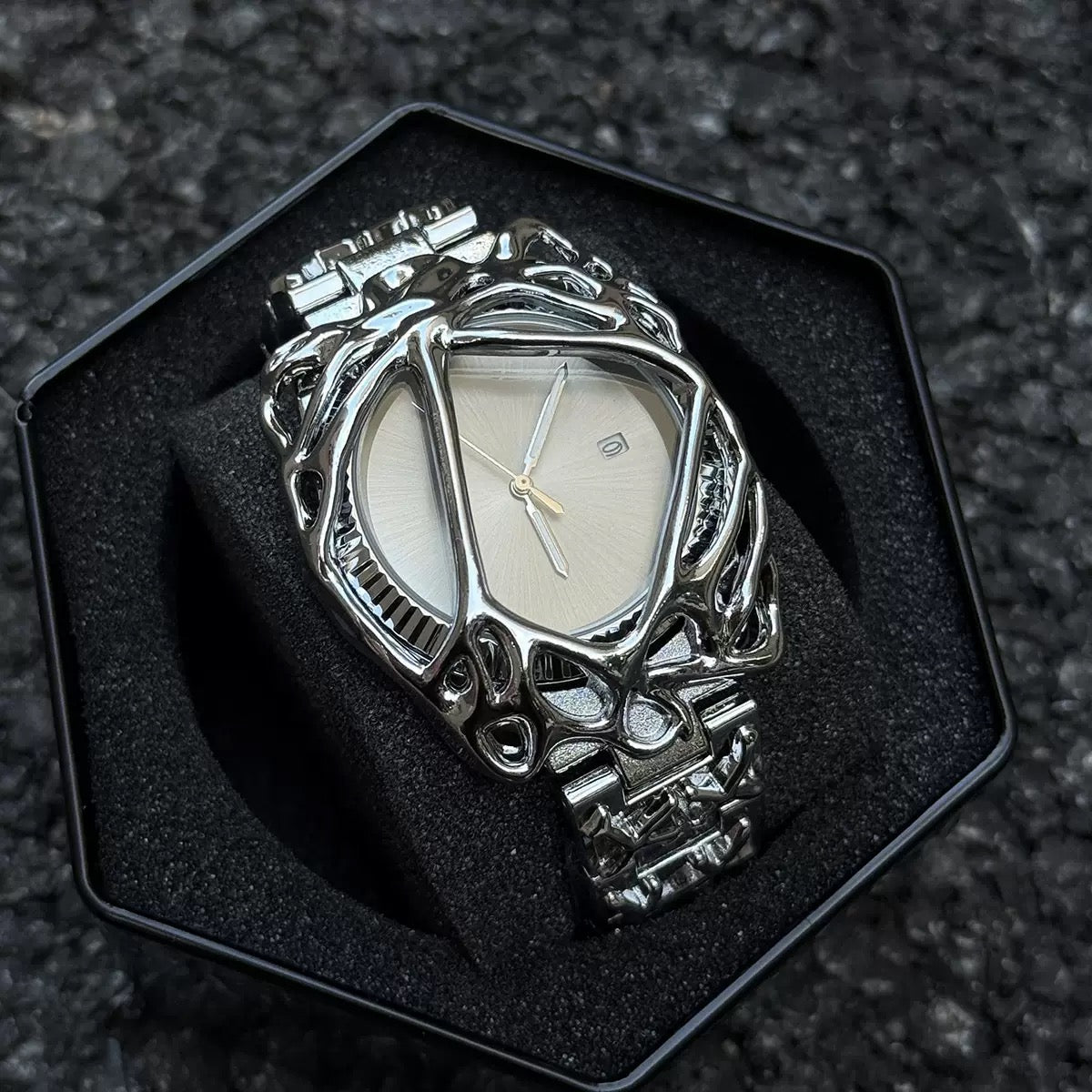 Millennium Alien Spider Web Y2K Retro Quartz Watch